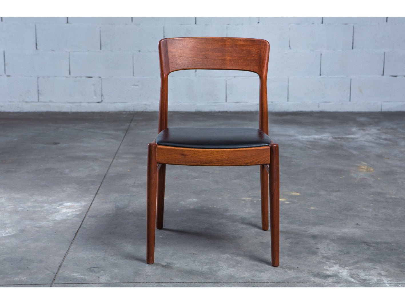 Konik Dining Chair