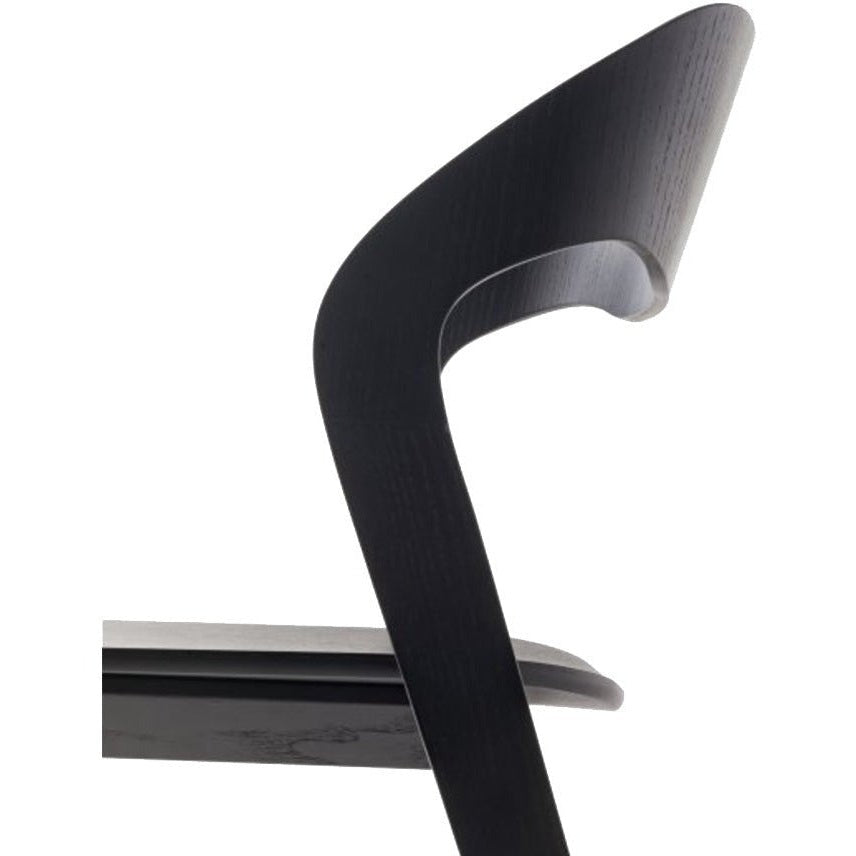 Kurbi Chair