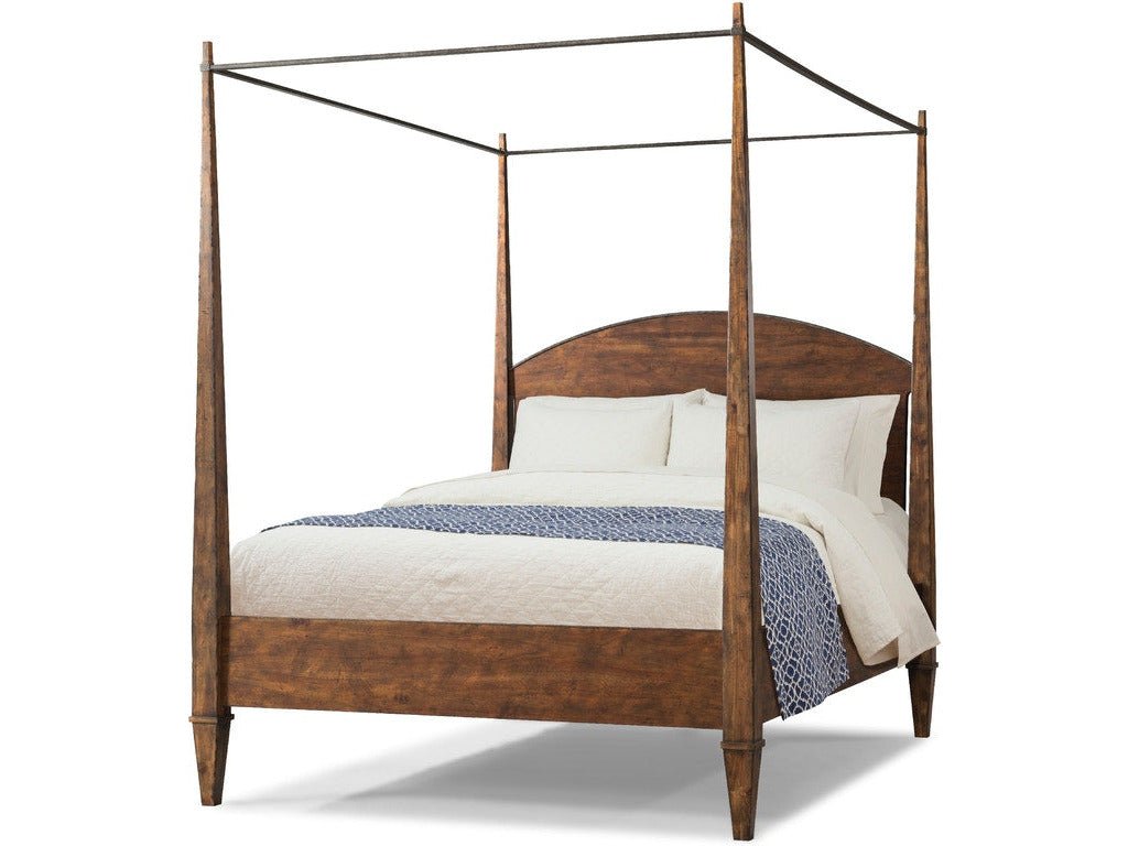 Laggan Canopy Queen Bed