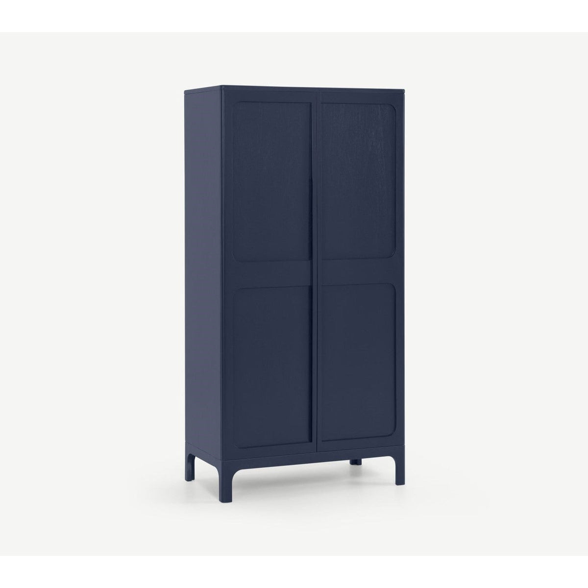 Laury Linen Closet