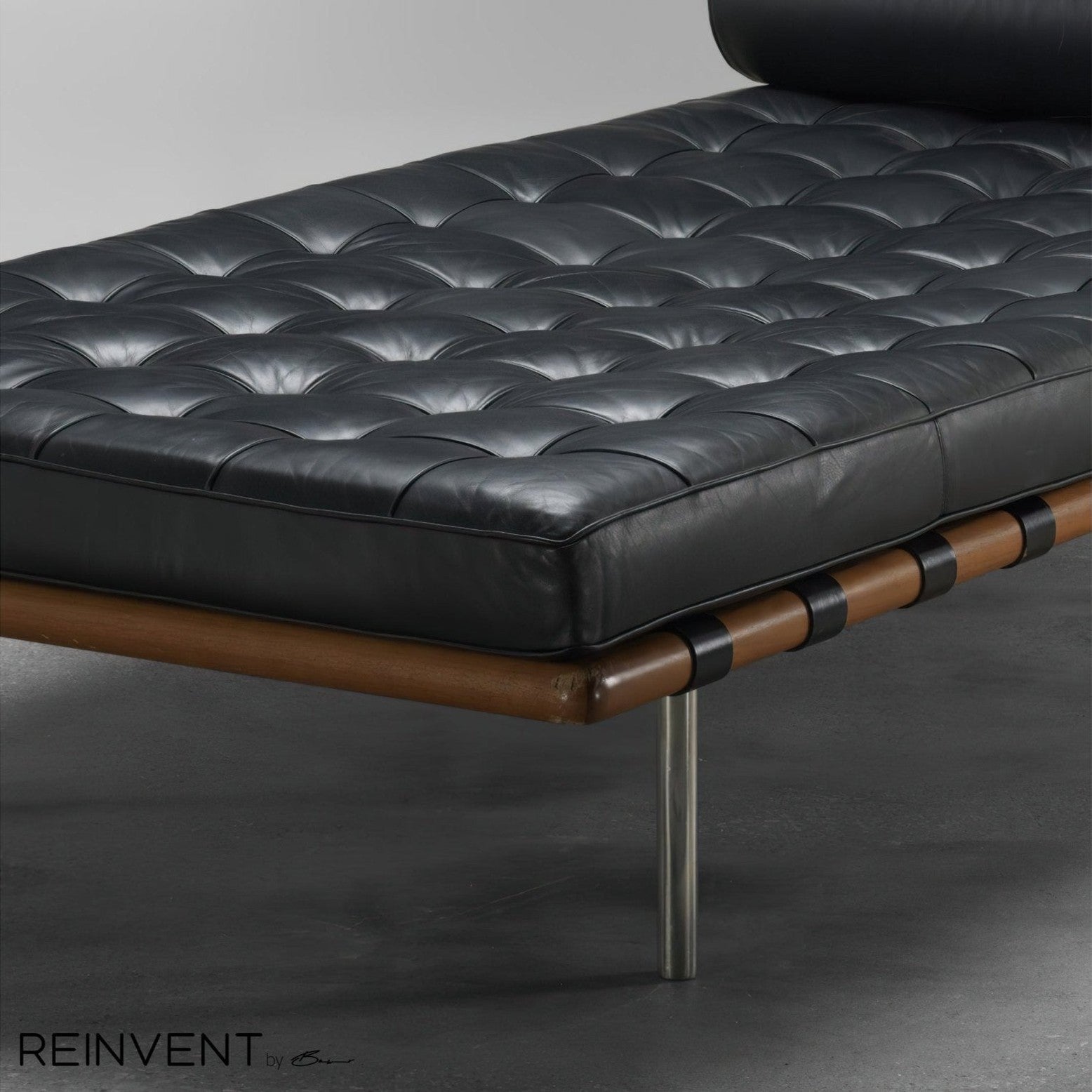 Lisbon Daybed