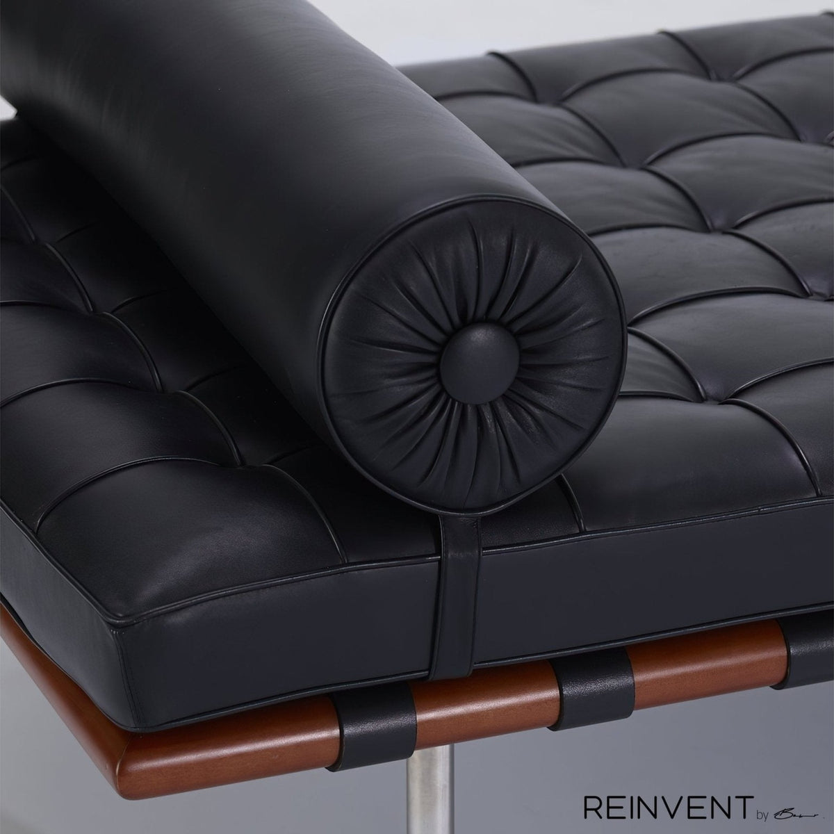 Lisbon Daybed