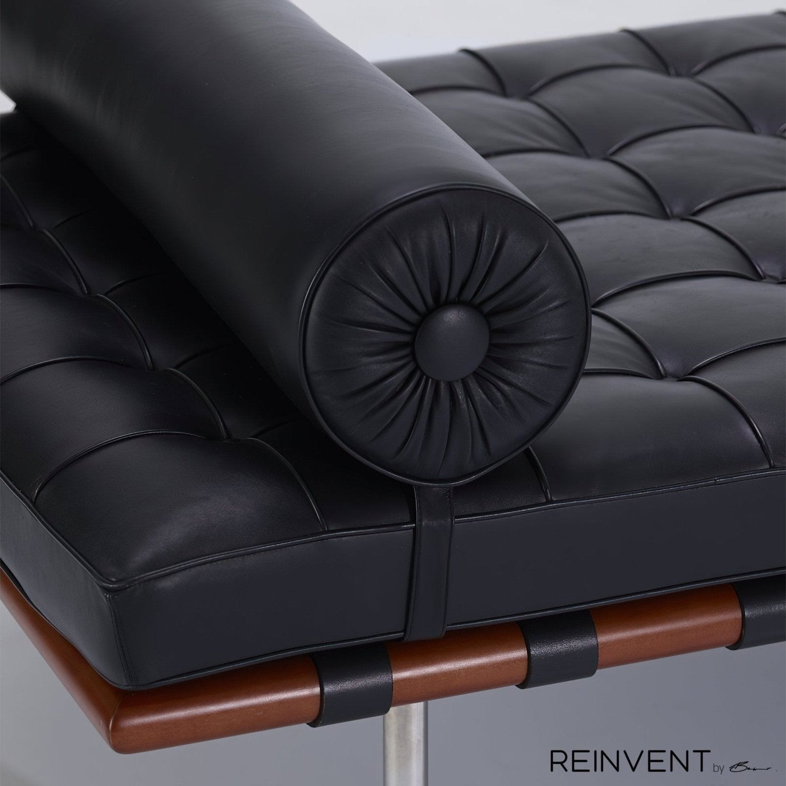 Lisbon Daybed