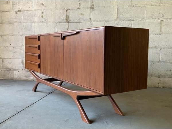 Livingston Credenza S Sideboard