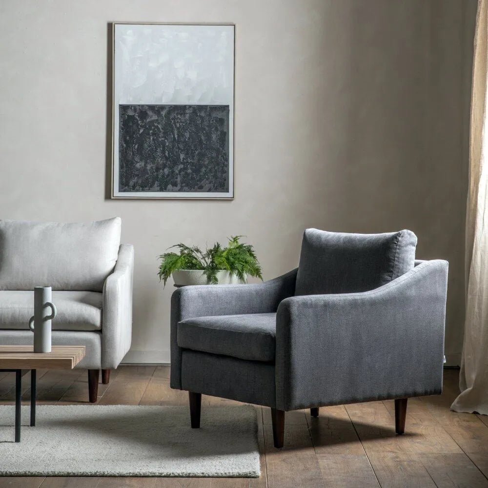 Liz armchair