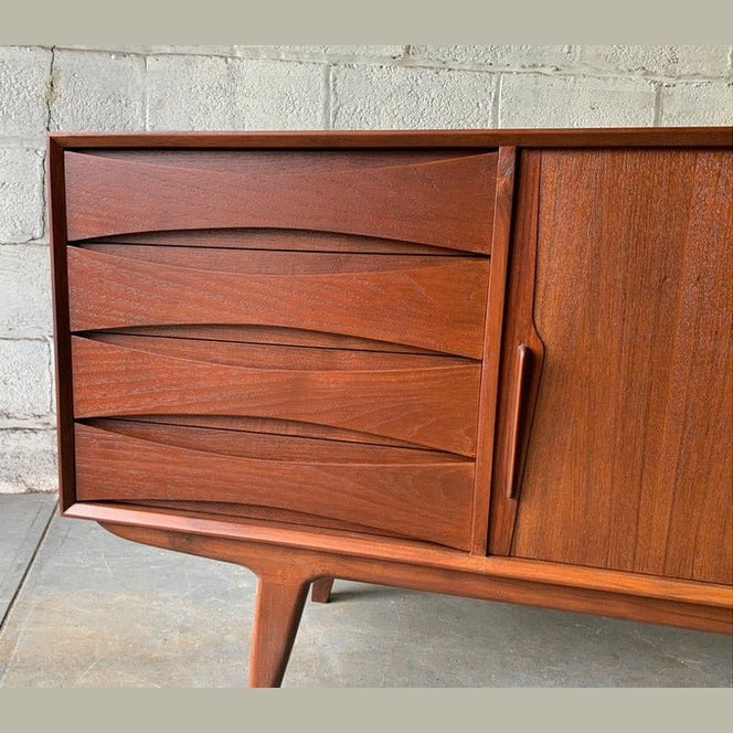 Malmö Credenza M Sideboard