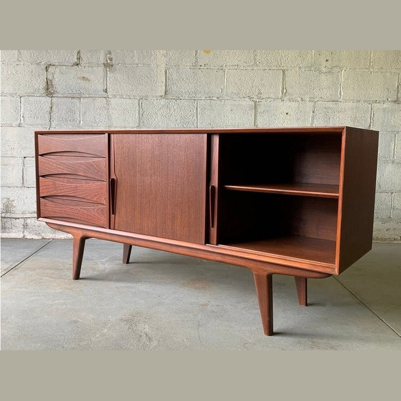 Malmö Credenza M Sideboard