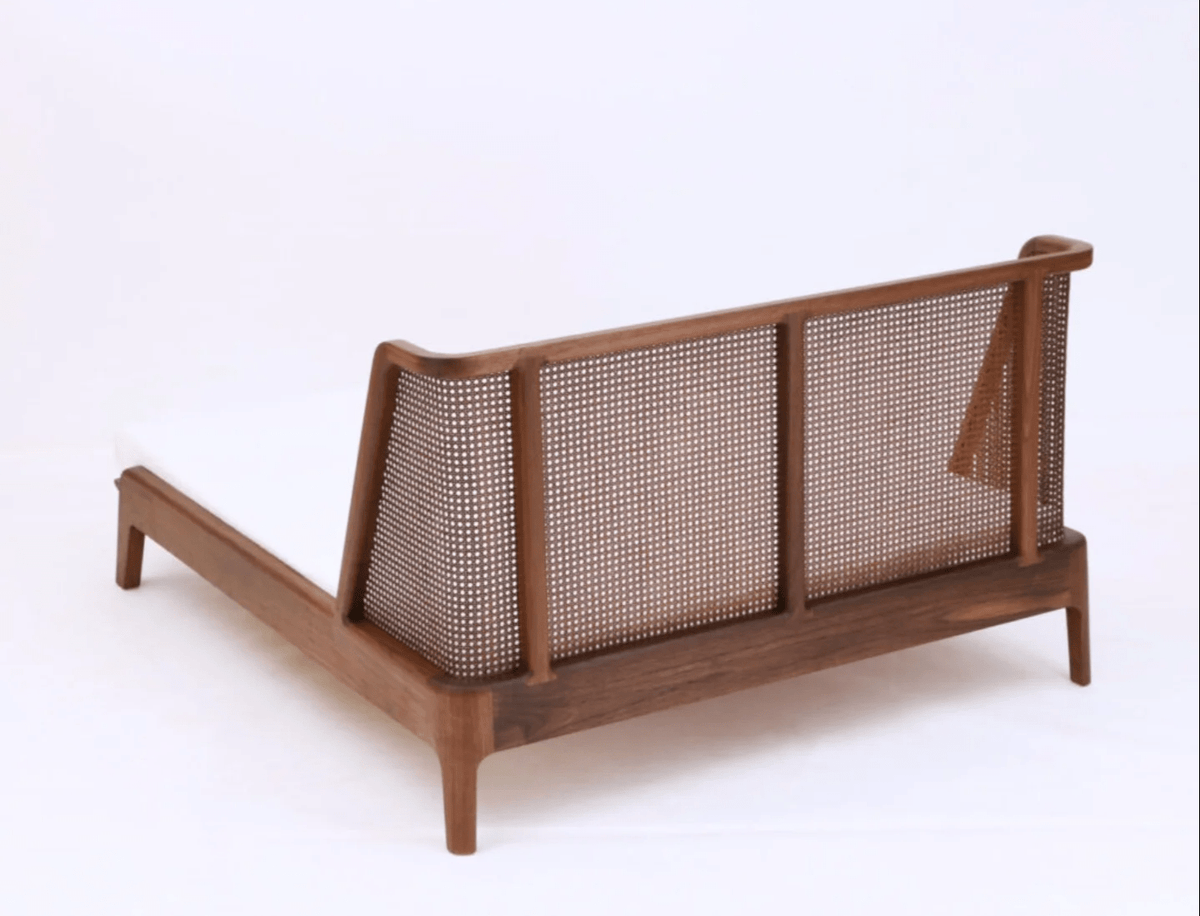 Marsha bed