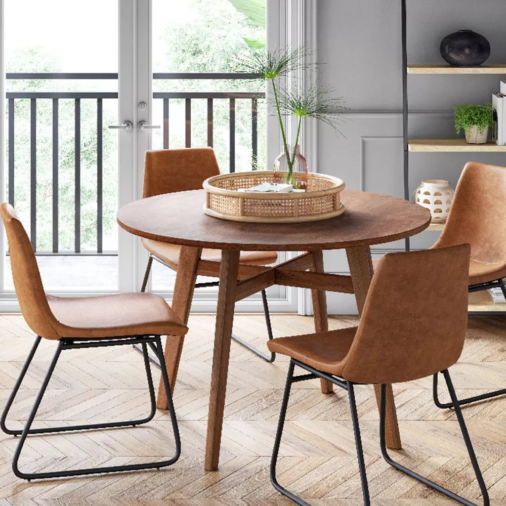 Minto Circular dining table