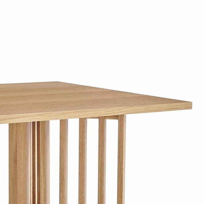 Morry dining table