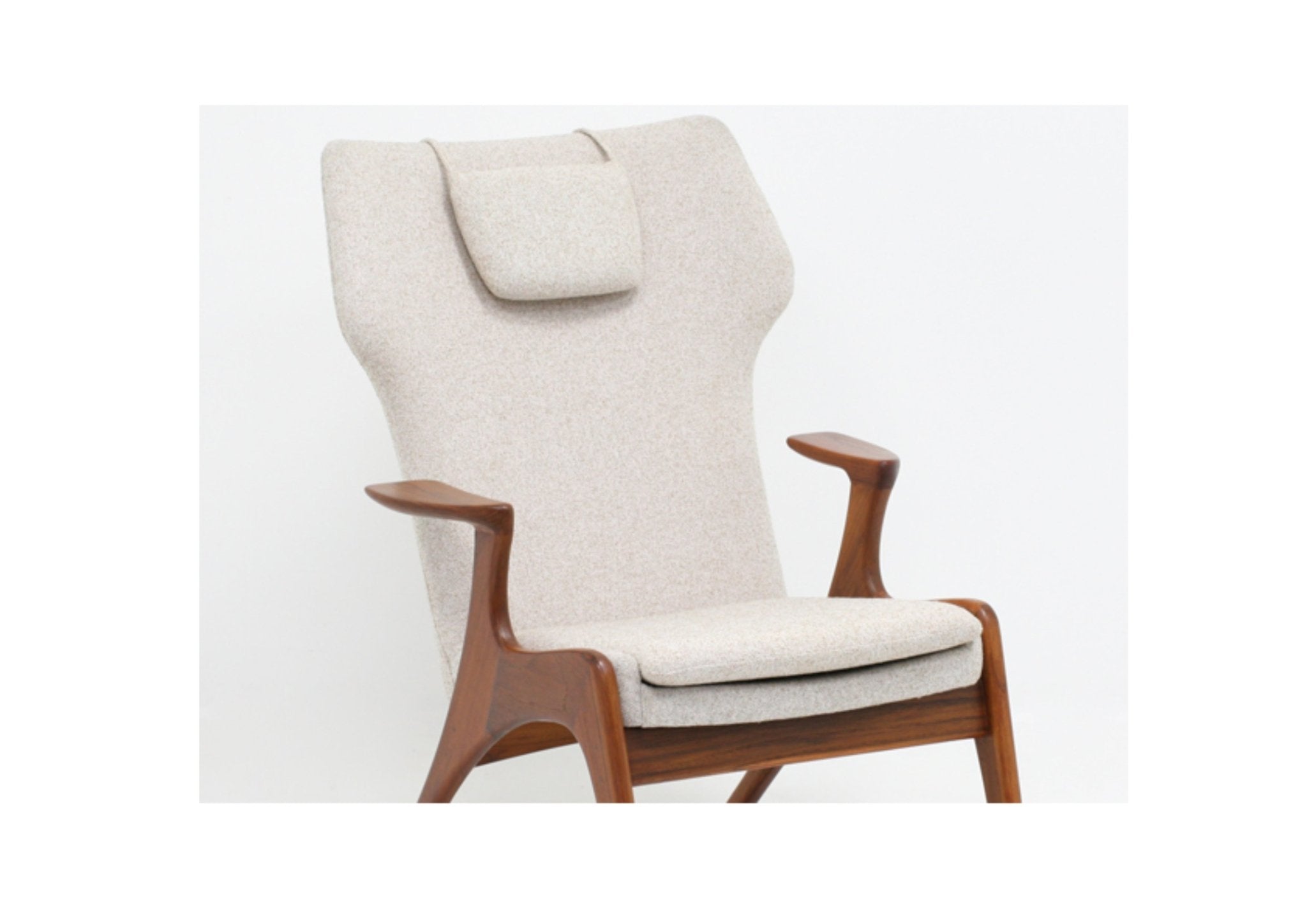 Natur Lounge Chair in Teak