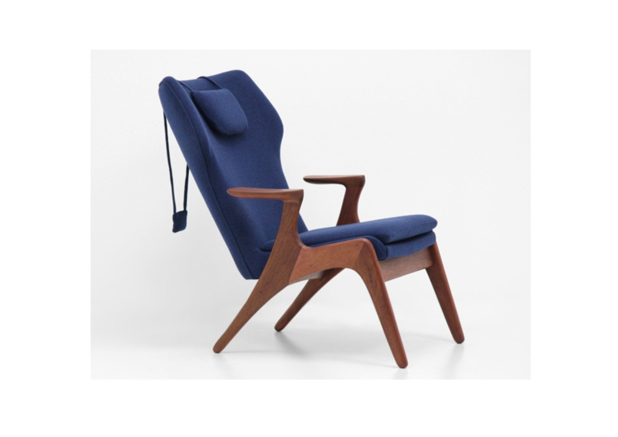 Natur Lounge Chair in Teak