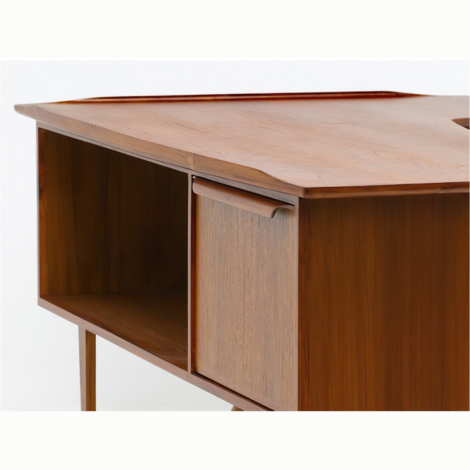Nicolas Executive Boomerang Desk