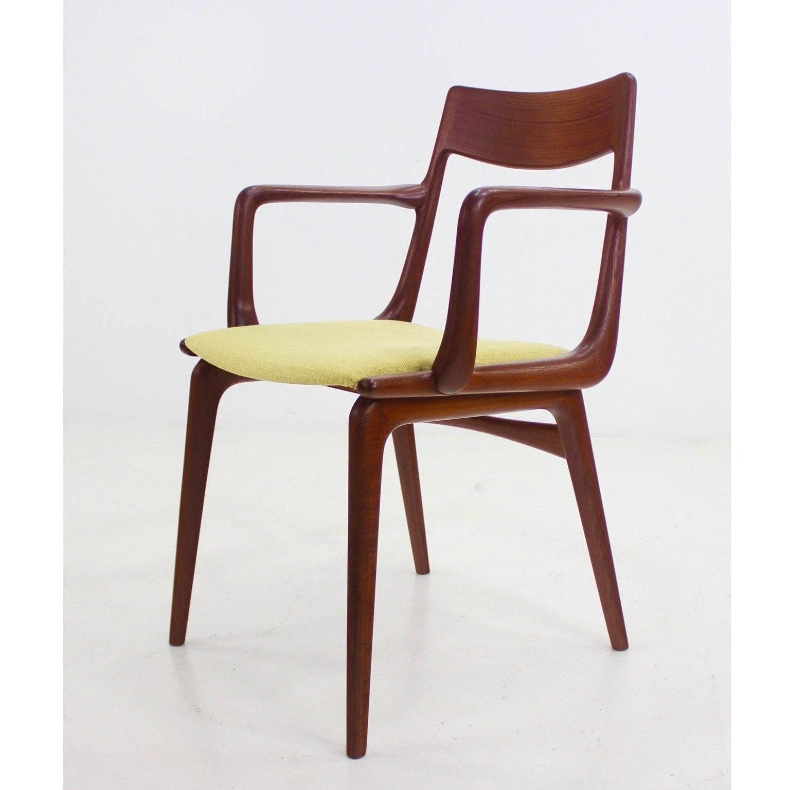 Odder Armchair in Teak