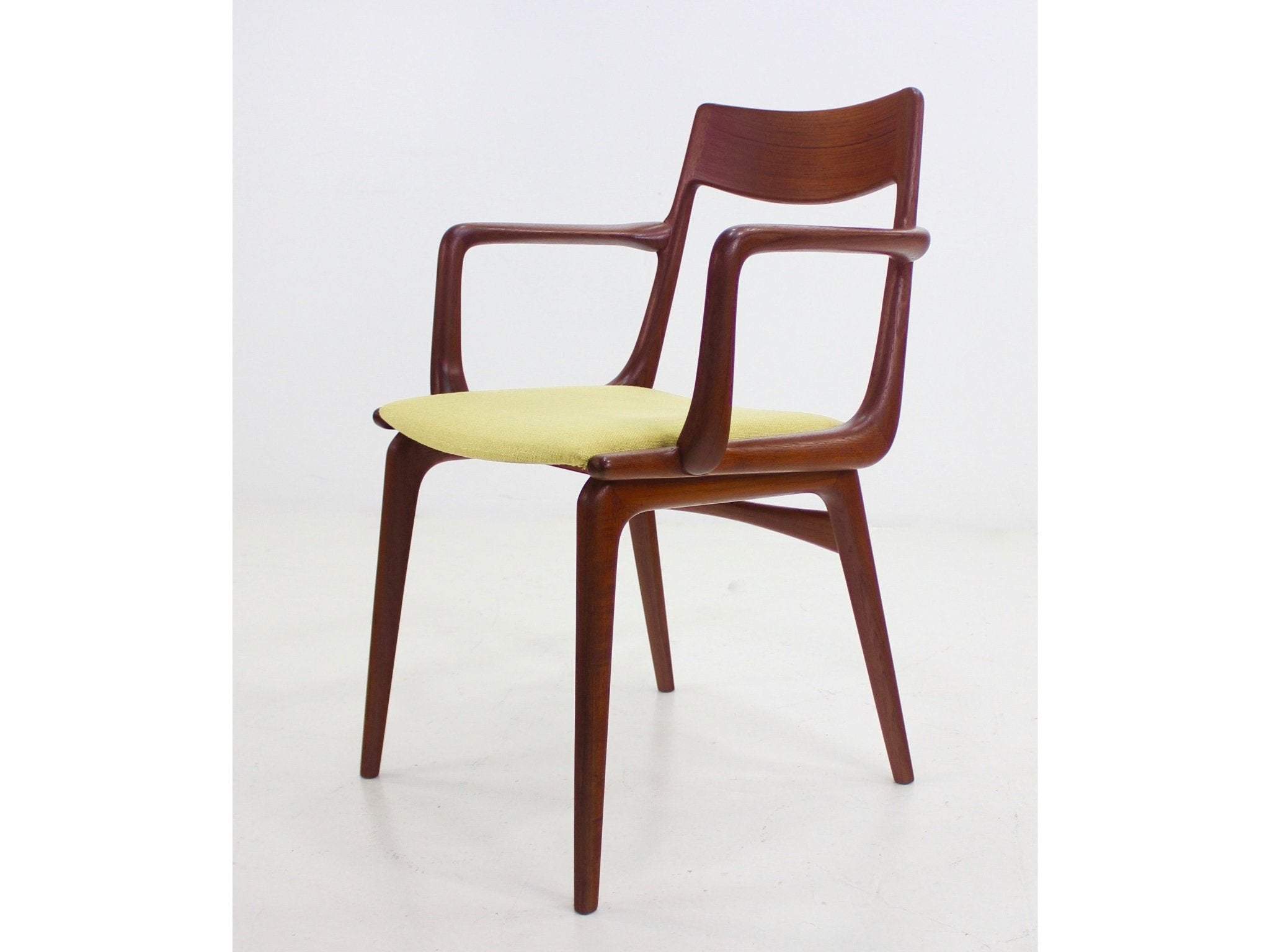 Odder Armchair in Teak