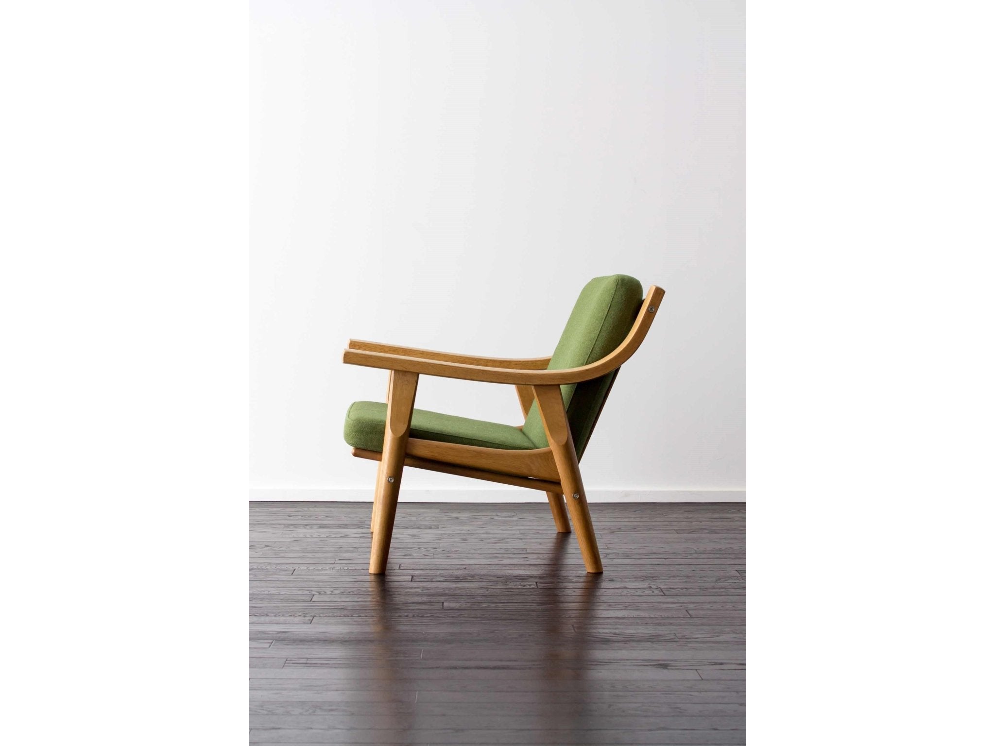 Parsa Lounge Chair