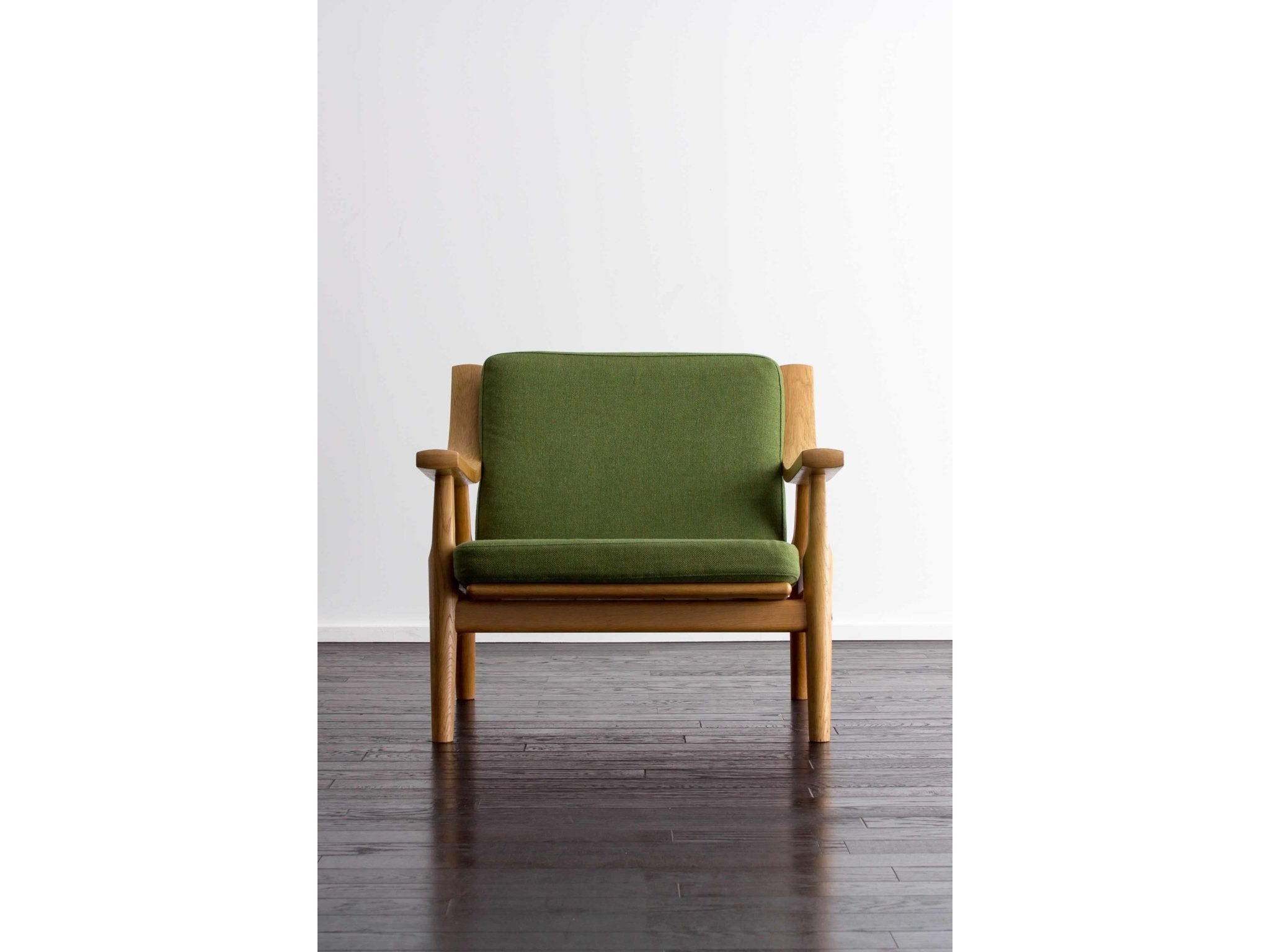 Parsa Lounge Chair