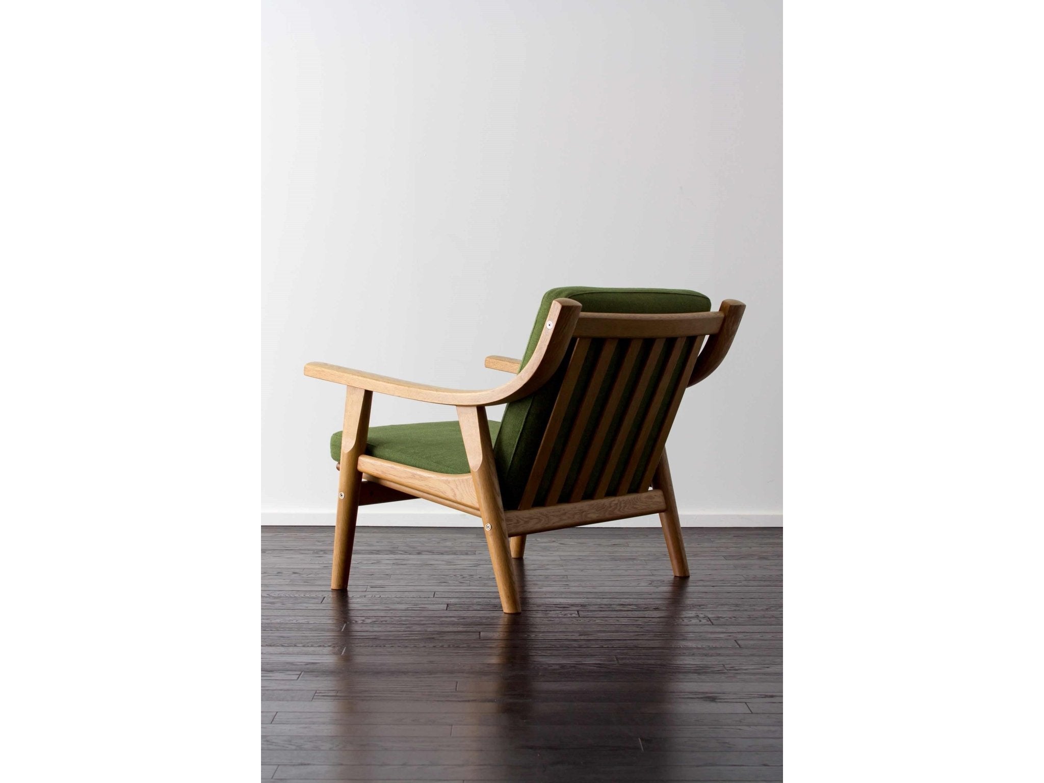 Parsa Lounge Chair