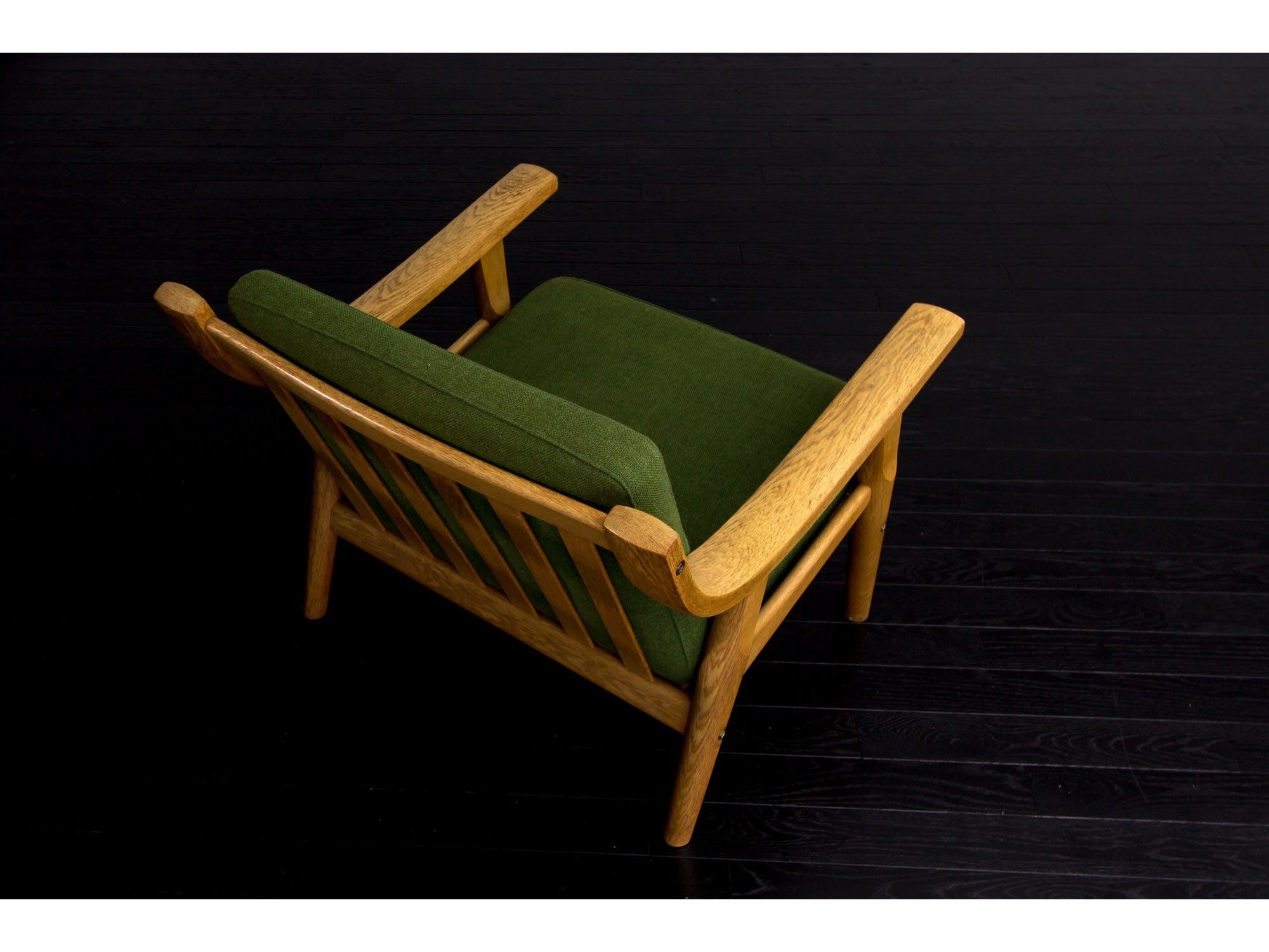 Parsa Lounge Chair