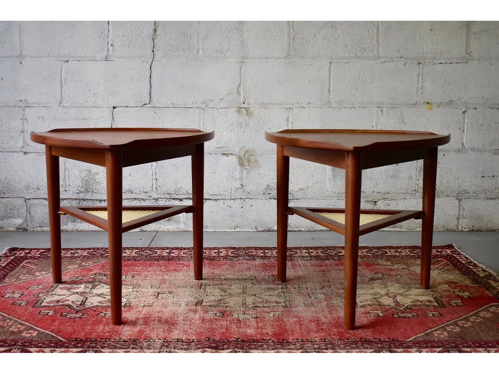 Petal Side Table in Teak