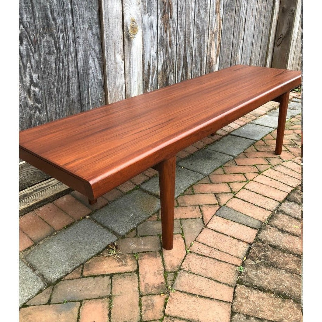 Plat Coffee Table in Teak