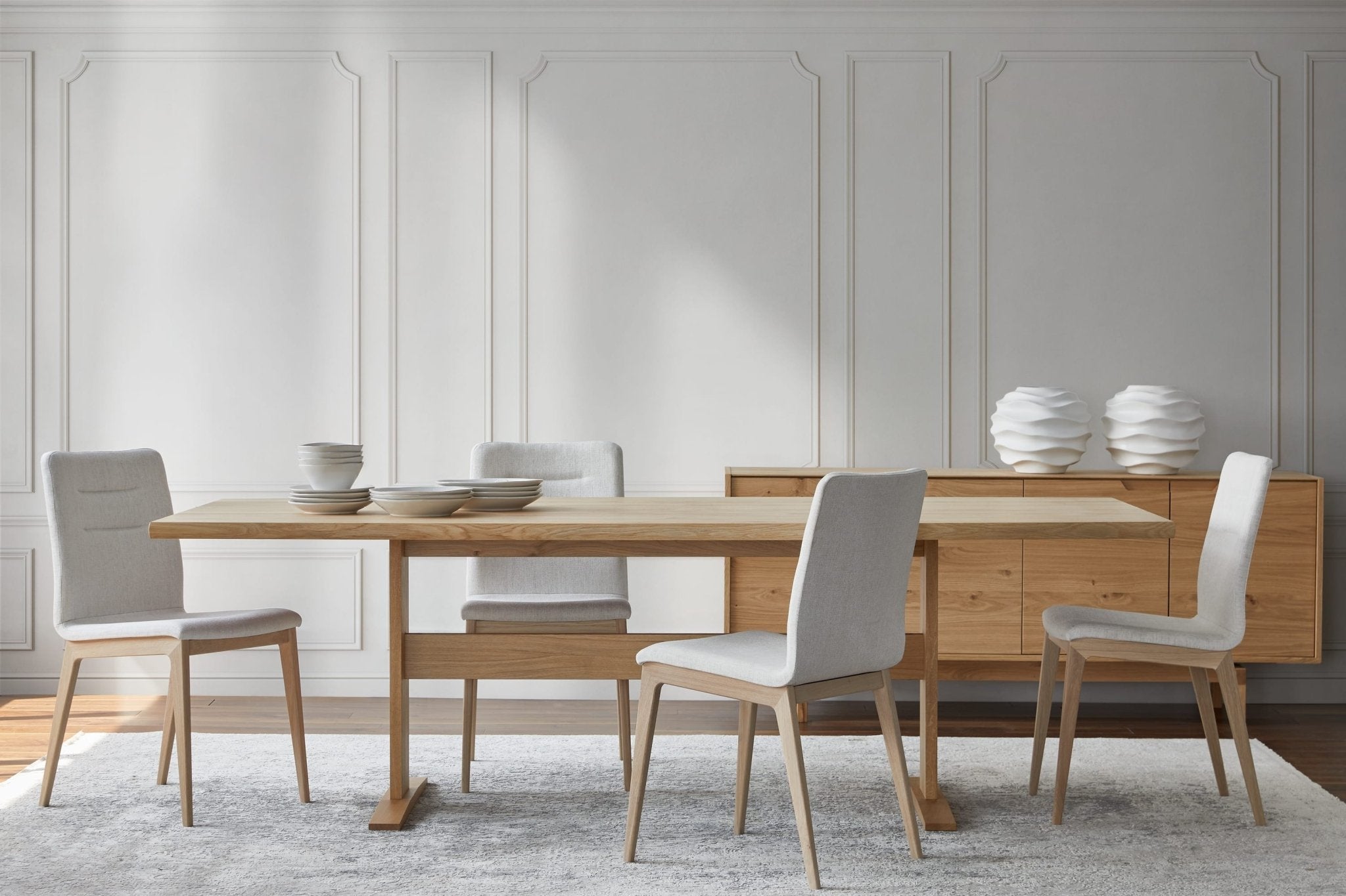 Serra dining long table