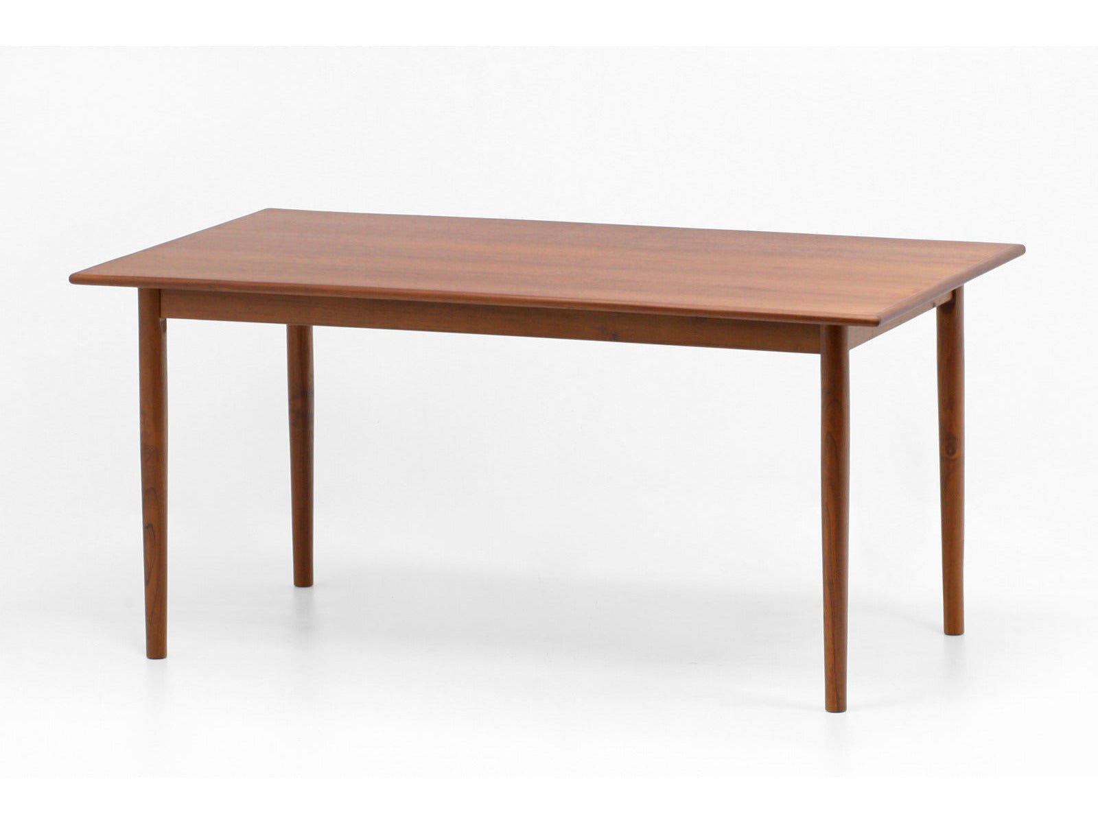 Solvang Dining Table in Teak